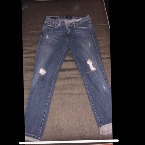 Size 7 Levi's Boyfriend Jeans (women’s) - Picture 1 of 1